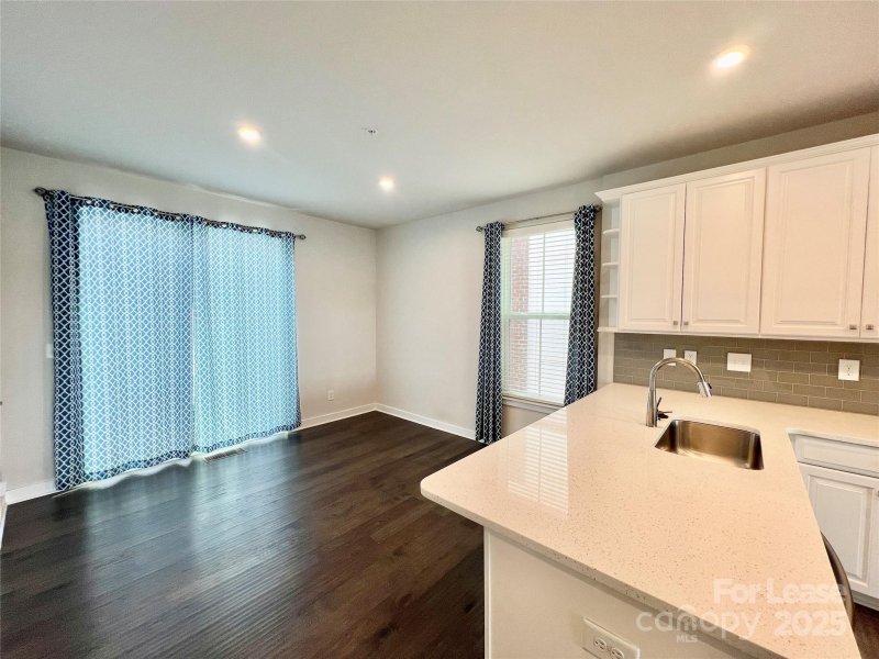 Property image 5 at 240 Parkwood Avenue, Charlotte, NC 28206