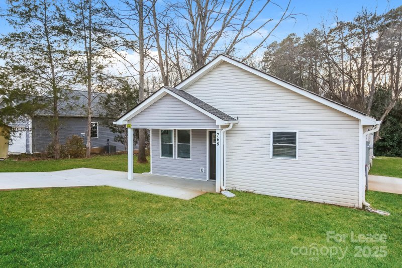 Property image 3 at 769 Log Cabin Drive, Gastonia, NC 28054