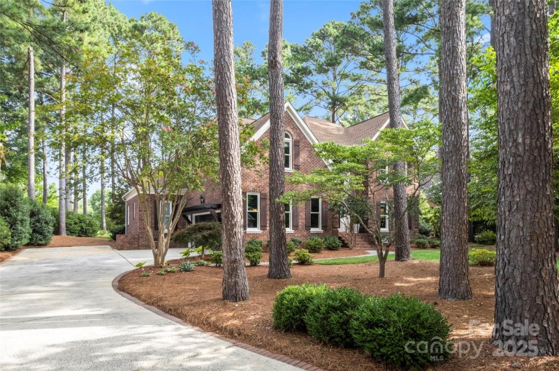 Property image 3 at 19245 Stableford Lane, Cornelius, NC 28031