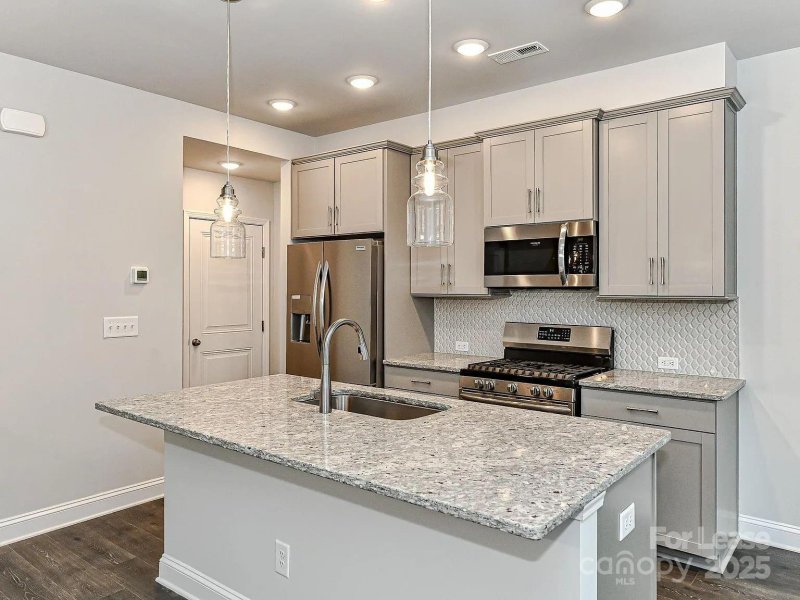 Property image 4 of 1225 Kohler Avenue in Brightwalk, Charlotte, NC 28206