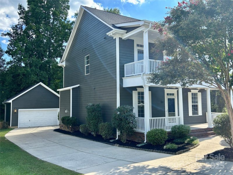 Property image 3 at 7017 Holly Grove Court, Matthews, NC 28104