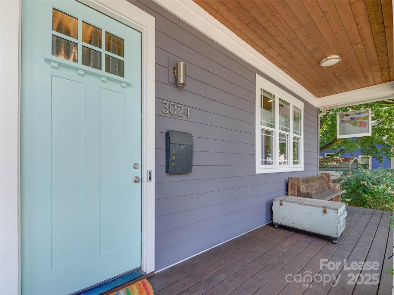 Property image 2 at 3024 Yadkin Avenue, Charlotte, NC 28205