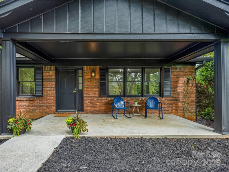 Property image 4 of 3 Acorn Road in Woodland Hills, Asheville, NC 28804