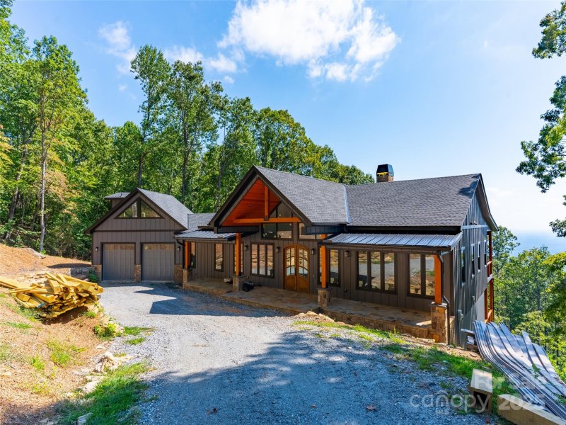 93 Chesterfield Drive