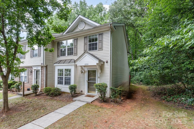 Property image 2 at 1250 Maple Shade Lane, Charlotte, NC 28270