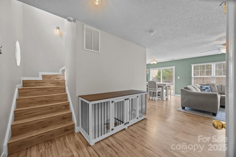 Property image 5 of 8009 Trotter Road in Fox Chase, Charlotte, NC 28216