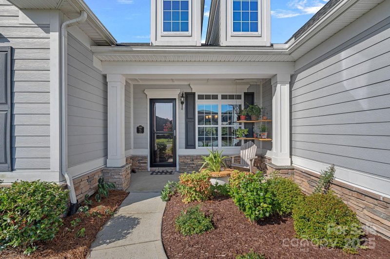 Property image 2 of 12018 Cove Court in Regency at Palisades, Charlotte, NC 28278
