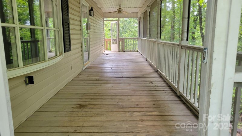 Property image 2 of 430 Laurel Heights Lane in Laurel Park, Tryon, NC 28782