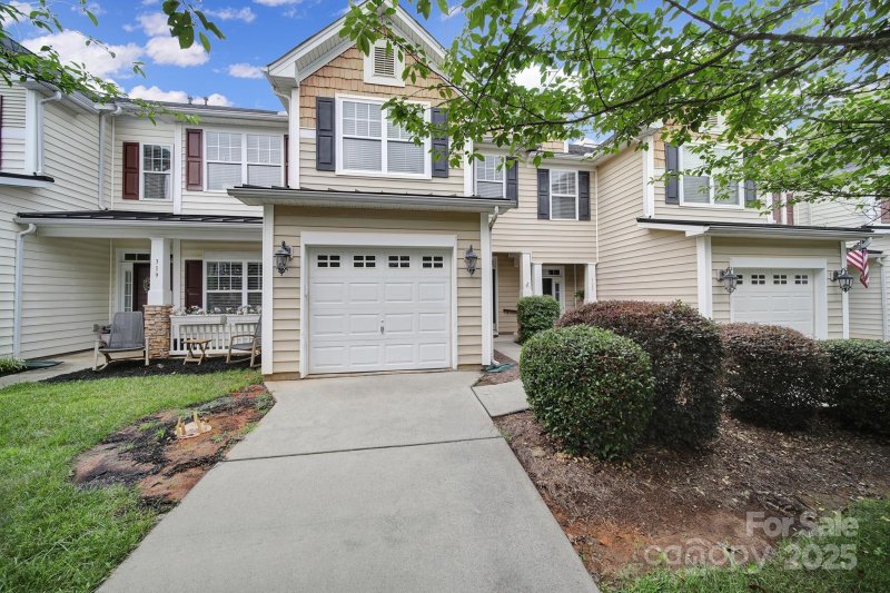 321 Rose Garden Court