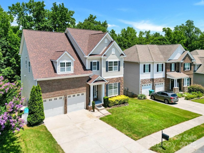 Property image 2 at 14034 Green Birch Drive, Pineville, NC 28134