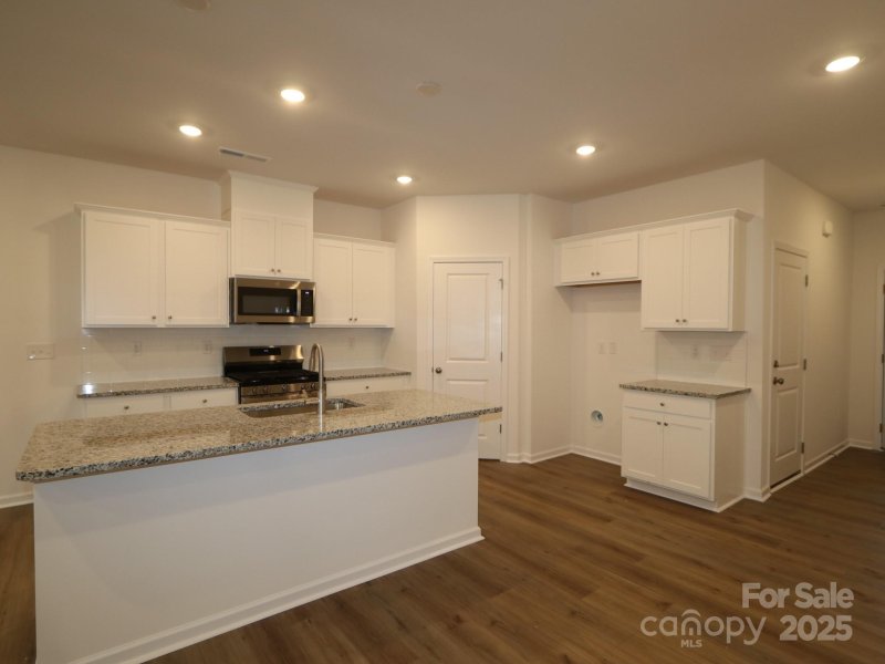 Property image 3 of 751 Lockhaven Drive in Piper Landing, Concord, NC 28027