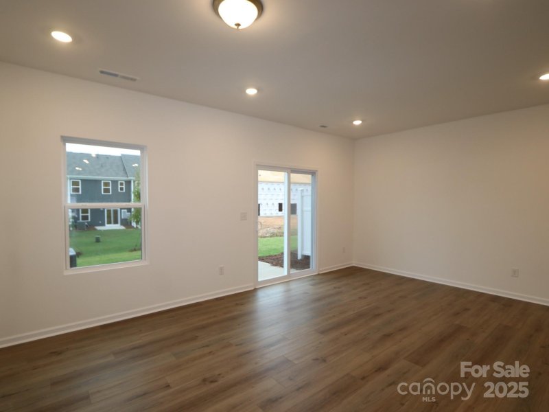 Property image 5 of 751 Lockhaven Drive in Piper Landing, Concord, NC 28027