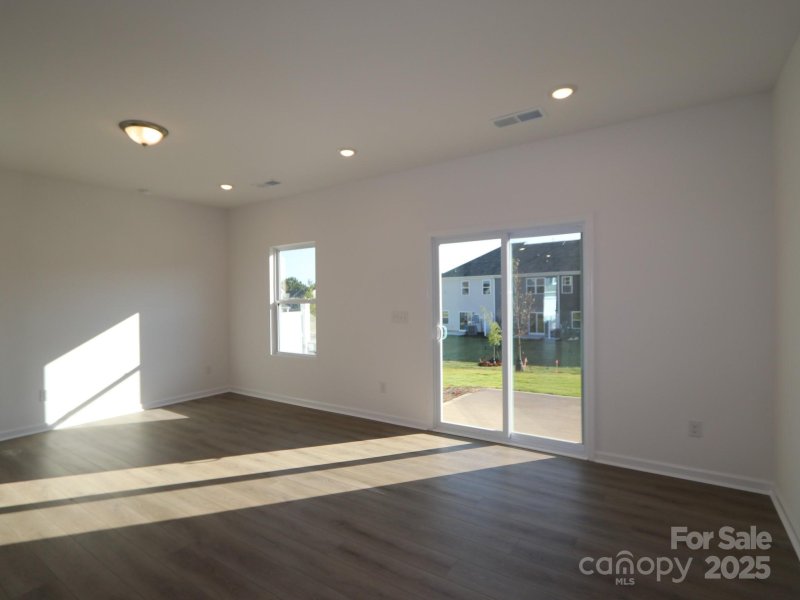 Property image 5 of 749 Lockhaven Drive in Piper Landing, Concord, NC 28027