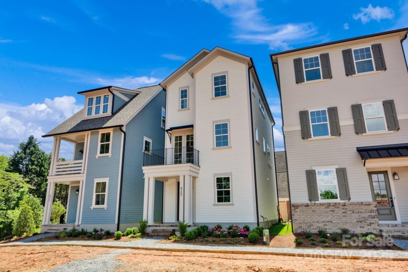 Property image 3 at 425 Delburg Mill Alley, Davidson, NC 28036