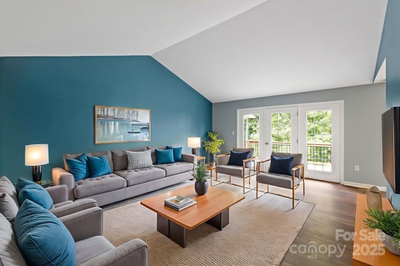 Property image 4 at 21 Moriah Lane, Asheville, NC 28803