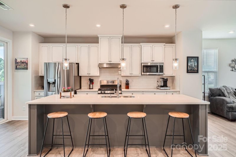 Property image 5 of 9729 Oaklawn Boulevard in Oaklawn, Huntersville, NC 28078