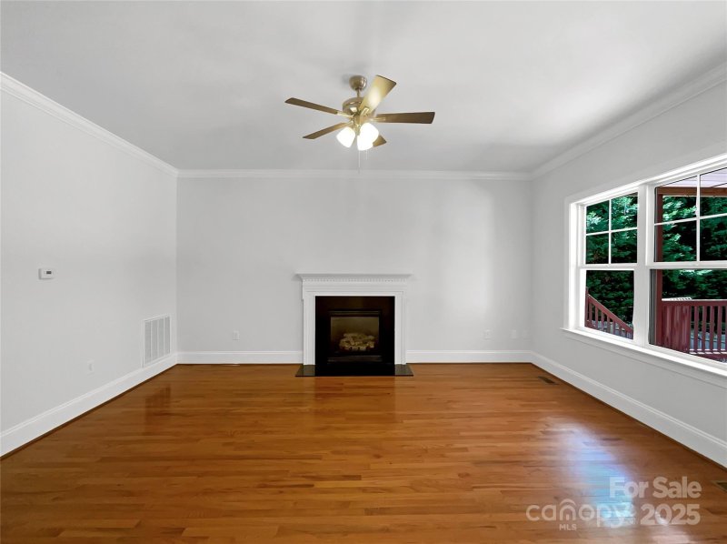 Property image 3 of 139 Hedgewood Drive in Huntwyck Place, Mooresville, NC 28115