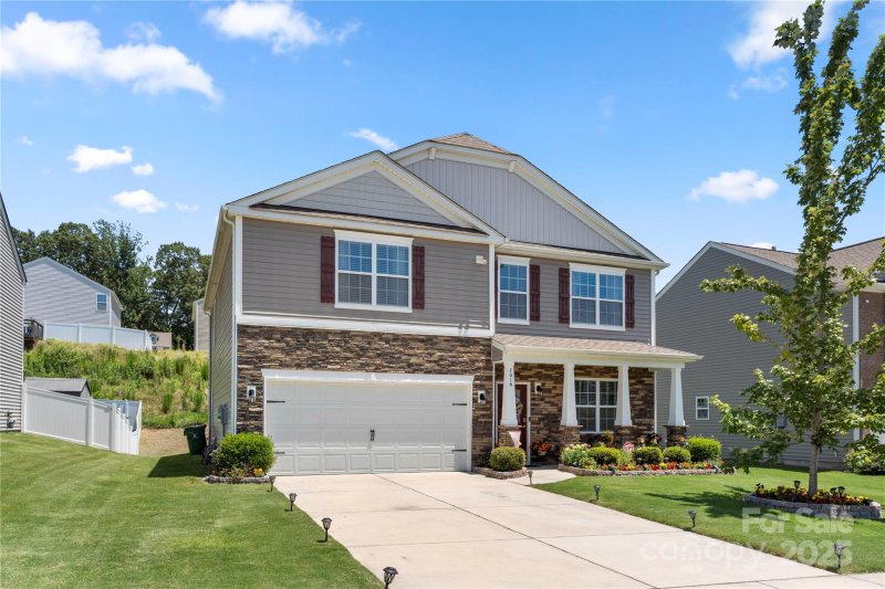 Property image 2 at 7016 Branch Fork Road, Charlotte, NC 28215