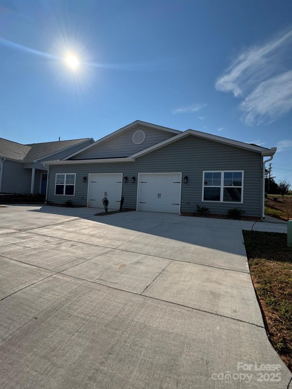 Property image 2 of 111 Brawley Villas Place in Villas on Brawley, Mooresville, NC 28117