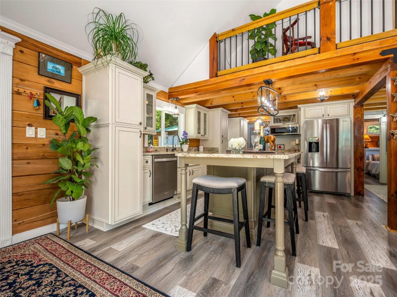 Property image 5 of 334 Arbra Mountain Way in Yellowtop Mountain Estates, Bostic, NC 28018