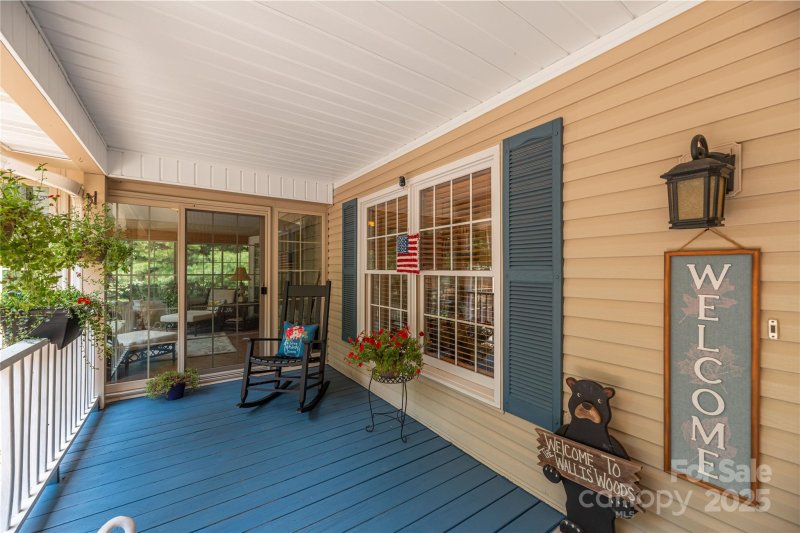 Property image 5 of 24 Moriah Lane in Applewood Estates, Asheville, NC 28803