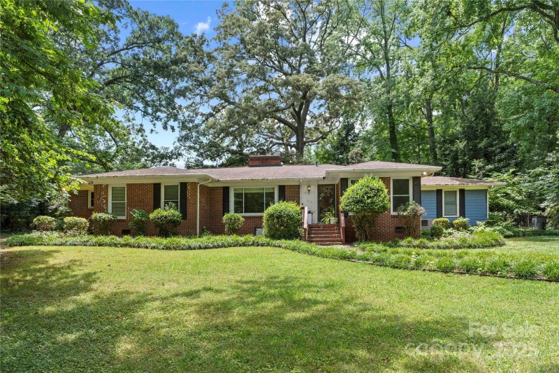 Property image 2 at 7010 Monroe Road, Charlotte, NC 28212
