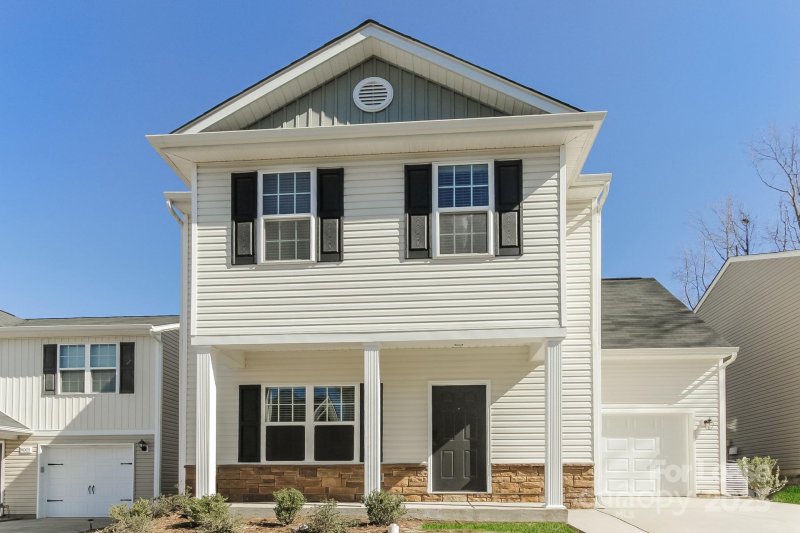 Property image 2 at 4009 Tulocay Lane, Charlotte, NC 28215