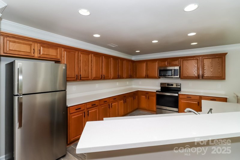 Property image 3 at 2013 Double Cedar Drive, Charlotte, NC 28214