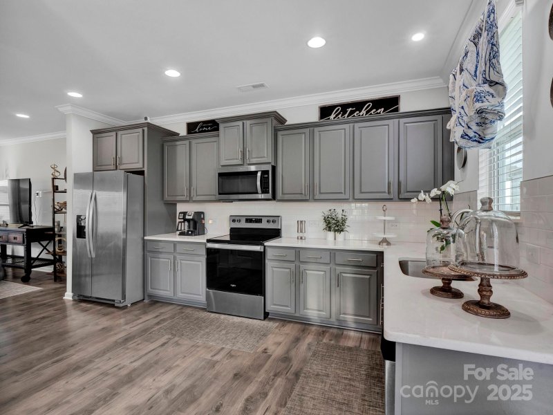 Property image 3 of 12006 Chesapeake Mallard Drive in Villages At Mallard Creek, Charlotte, NC 28262