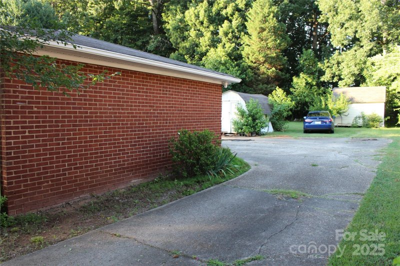 Property image 4 at 2710 Tallu Road, Charlotte, NC 28269
