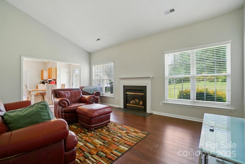 Property image 4 at 12803 Matisse Lane, Charlotte, NC 28215