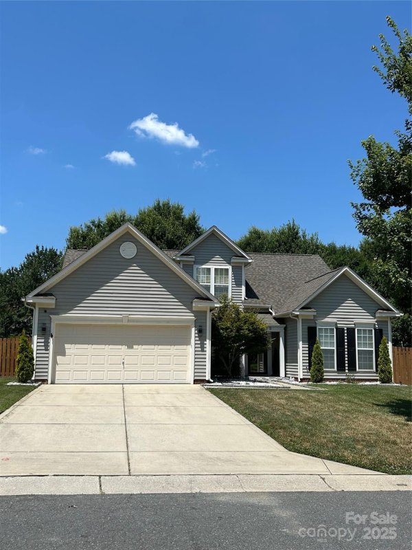 Autumn Cove at Lake Wylie, Clover Community