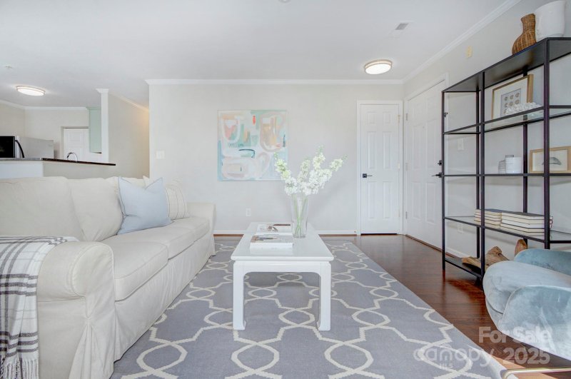 Property image 4 at 1075 Triece Lane, Charlotte, NC 28215