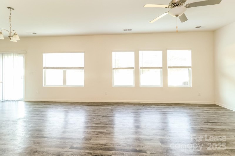 Property image 4 at 13021 Joclaire Court, Charlotte, NC 28215