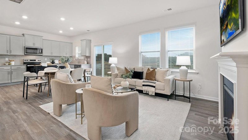 Property image 5 of 1442 Mammoth Road in Zion Springs, Hickory, NC 28602