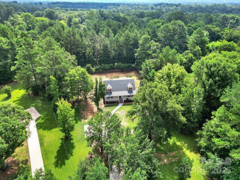 Property image 3 of 279 Fairway Circle in Country Club Estates, Rock Hill, SC 29730