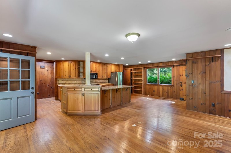 Property image 3 at 17 Park Road, Asheville, NC 28803