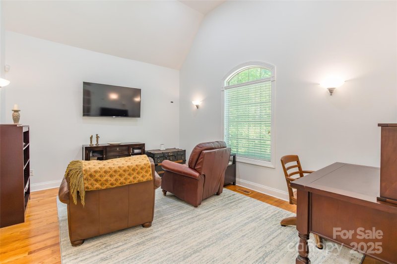 Property image 5 of 1227 Cabin Creek Court in Oxford Place, Fort Mill, SC 29715