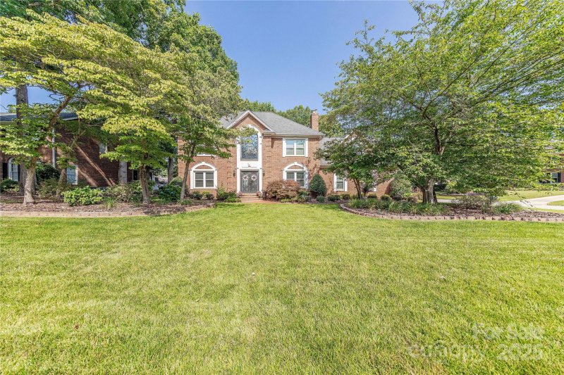 Property image 2 of 3100 Shady Grove Lane in Hunley Creek, Matthews, NC 28104