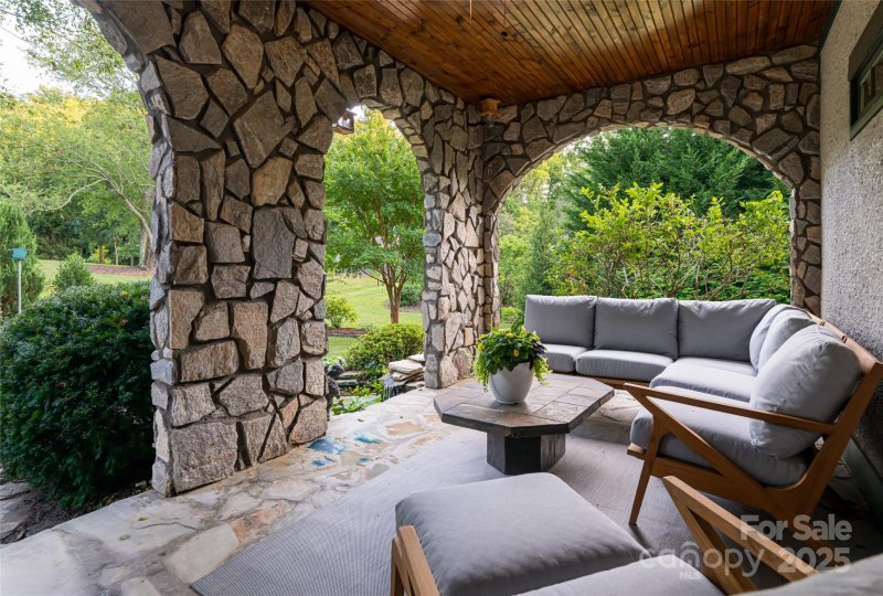 Property image 4 at 31 Sumner Place, Asheville, NC 28804