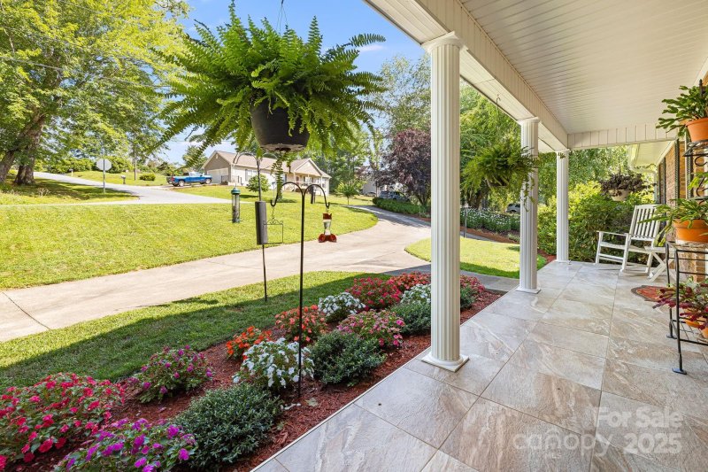 Property image 2 at 23 Sun Up Lane, Candler, NC 28715