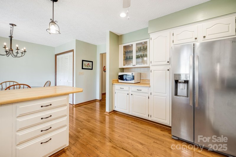 Property image 5 at 23 Sun Up Lane, Candler, NC 28715