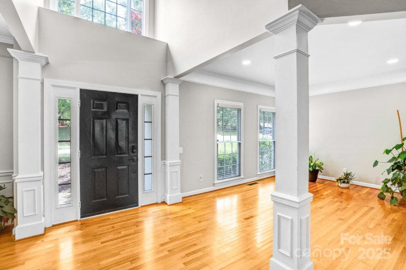 Property image 5 of 7715 Wingmont Drive in Highland Creek, Charlotte, NC 28269