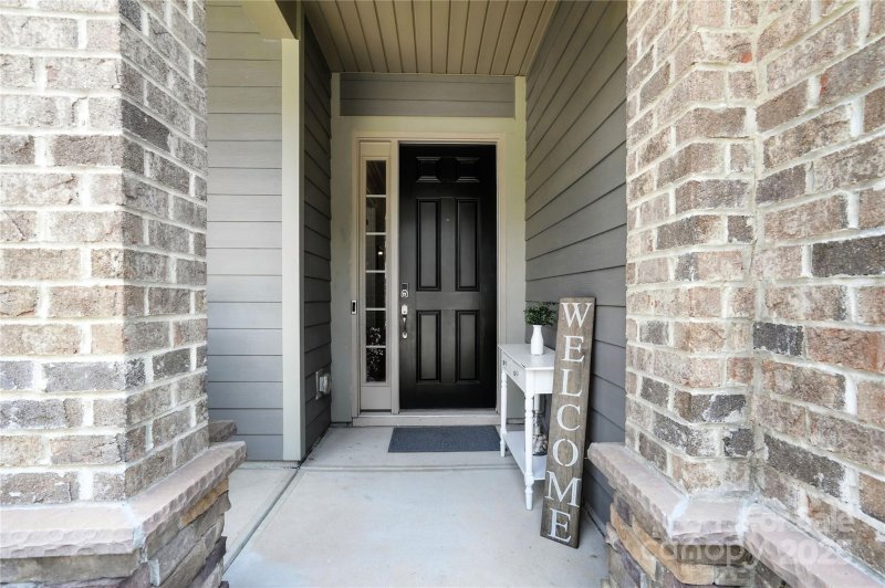 Property image 5 at 408 Picasso Trail, Mount Holly, NC 28120