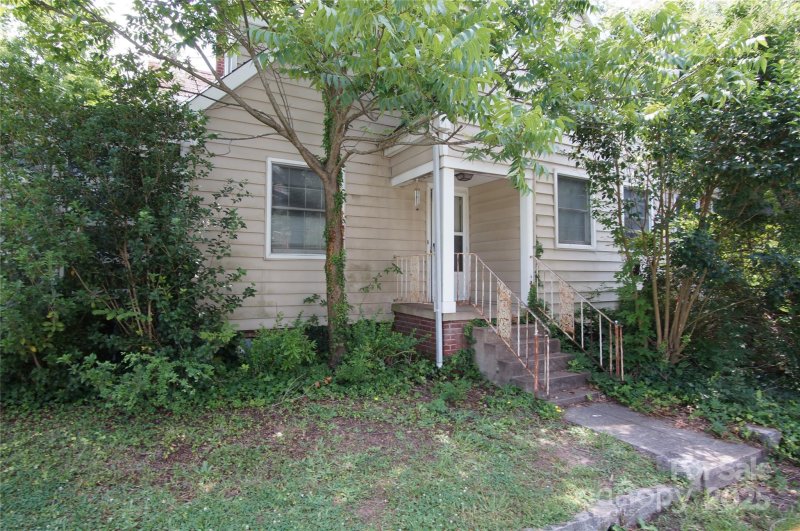 Property image 3 at 1400 Central Drive, Kannapolis, NC 28083