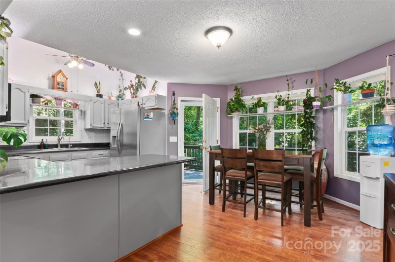 Property image 3 at 28 Grove Garden Avenue, Candler, NC 28715