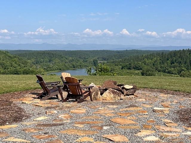 Property image 4 of 218 Grandfathers Pass in Lake Rhodhiss Estates, Valdese, NC 28690