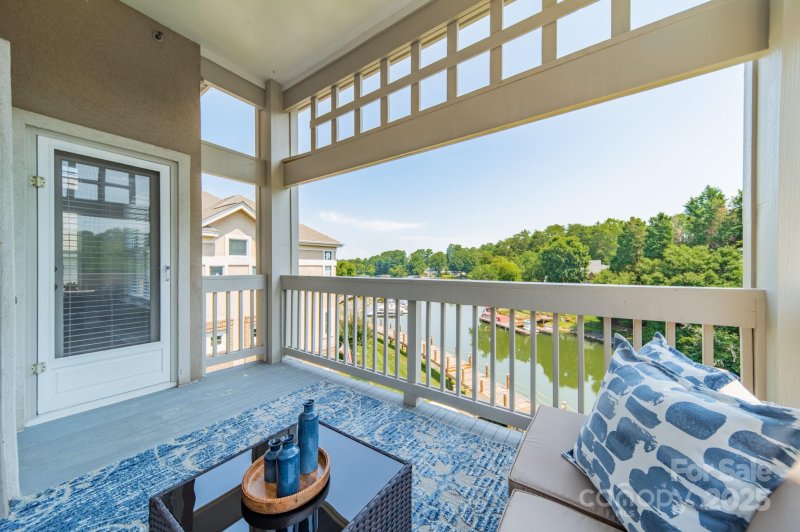 Property image 4 at 104 Pier 33 Drive, Mooresville, NC 28117