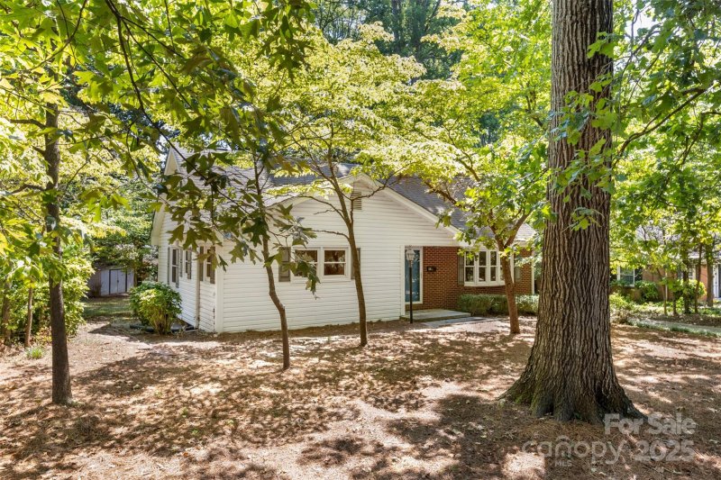 Property image 3 at 1212 Monroe Drive, Gastonia, NC 28054