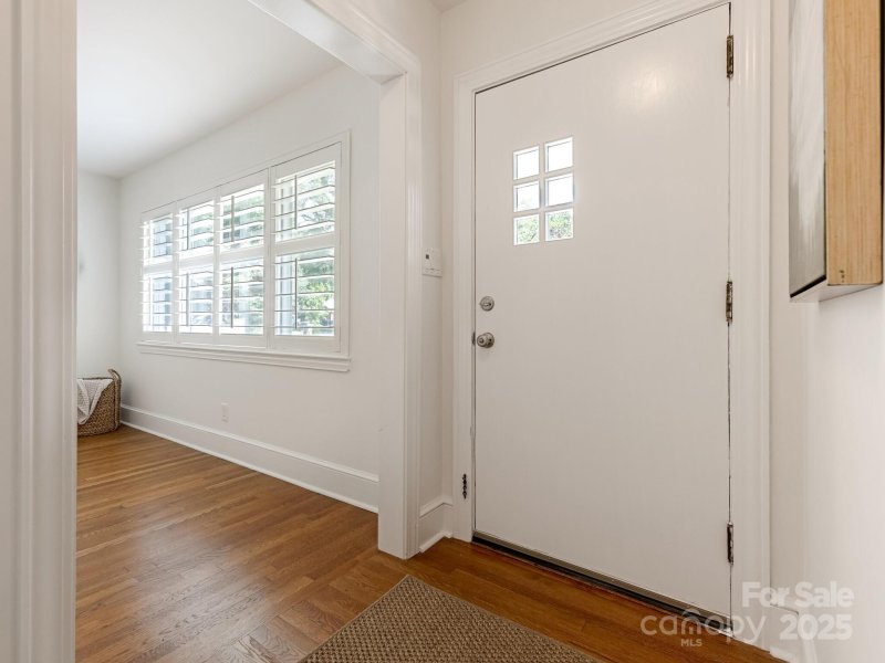 Property image 4 at 115 Heathwood Road, Charlotte, NC 28211